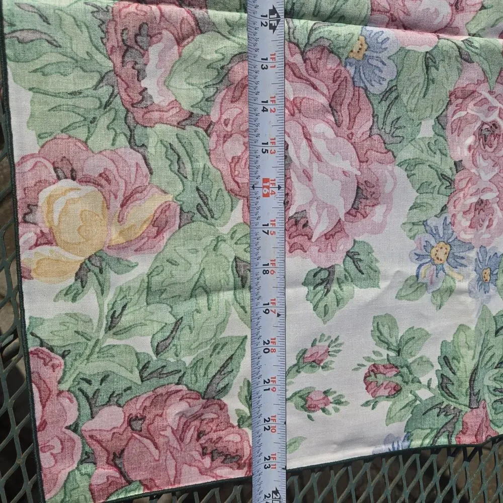 Longaberger Sentimental‎ Rose Table Square Napkin
